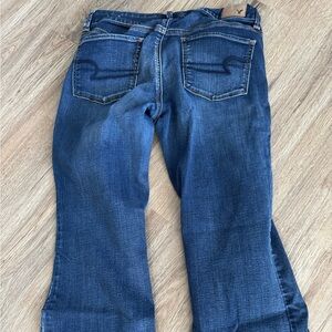 American Eagle women’s jeans
